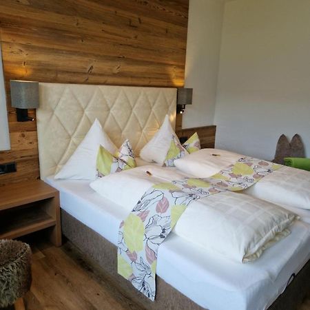 Pension Claudia Zell Am See Dış mekan fotoğraf